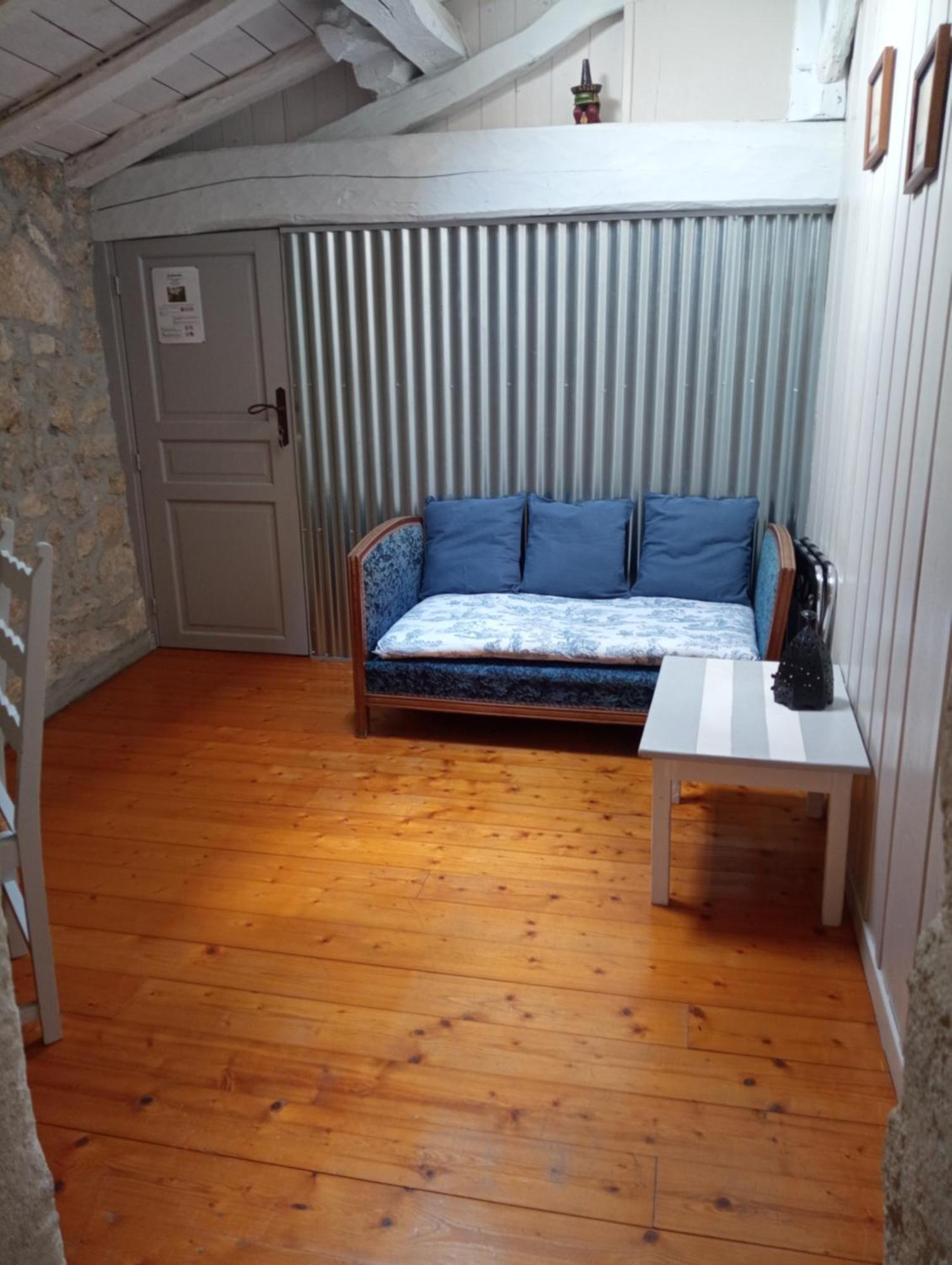 La Girondine Bed & Breakfast Galgon Exterior photo